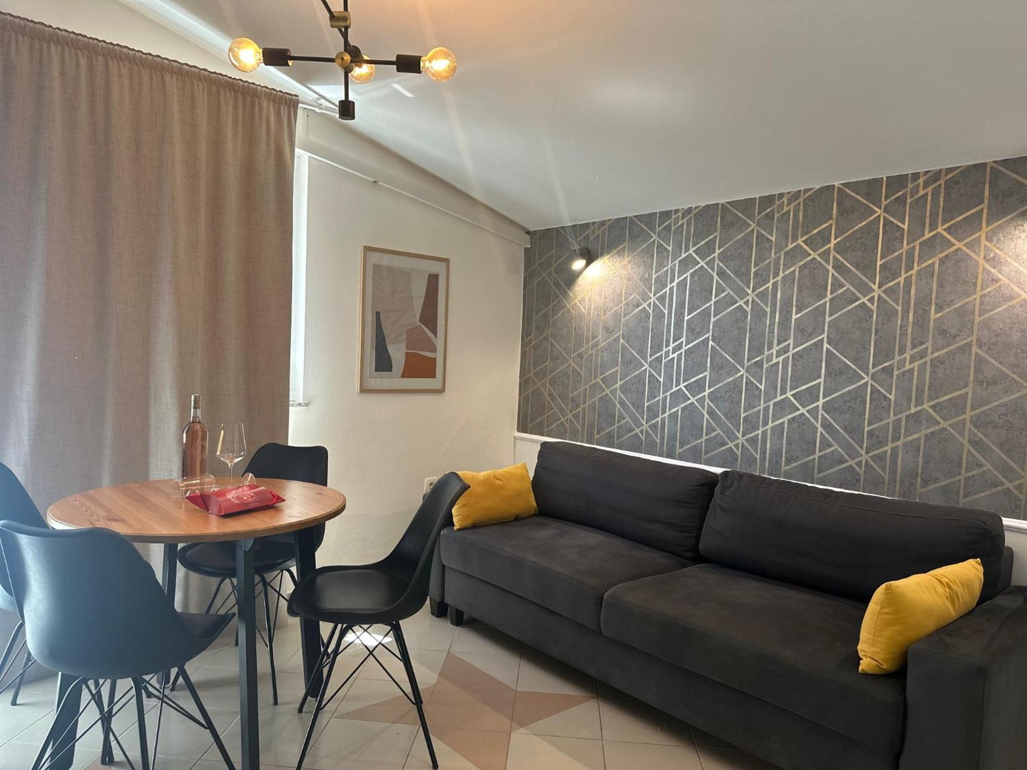 Apartments & Villa Tisno Obrovac Extérieur photo