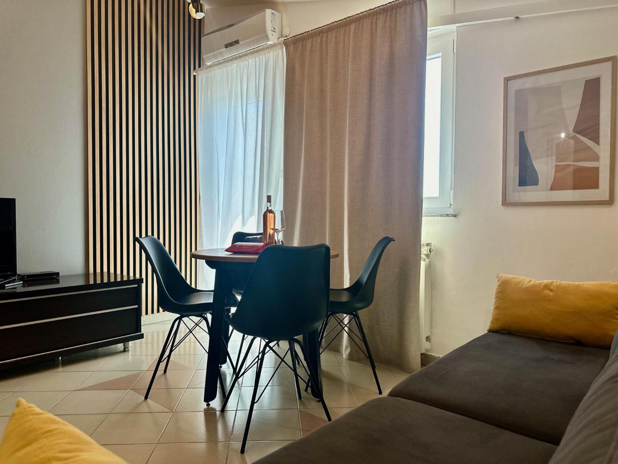 Apartments & Villa Tisno Obrovac Extérieur photo